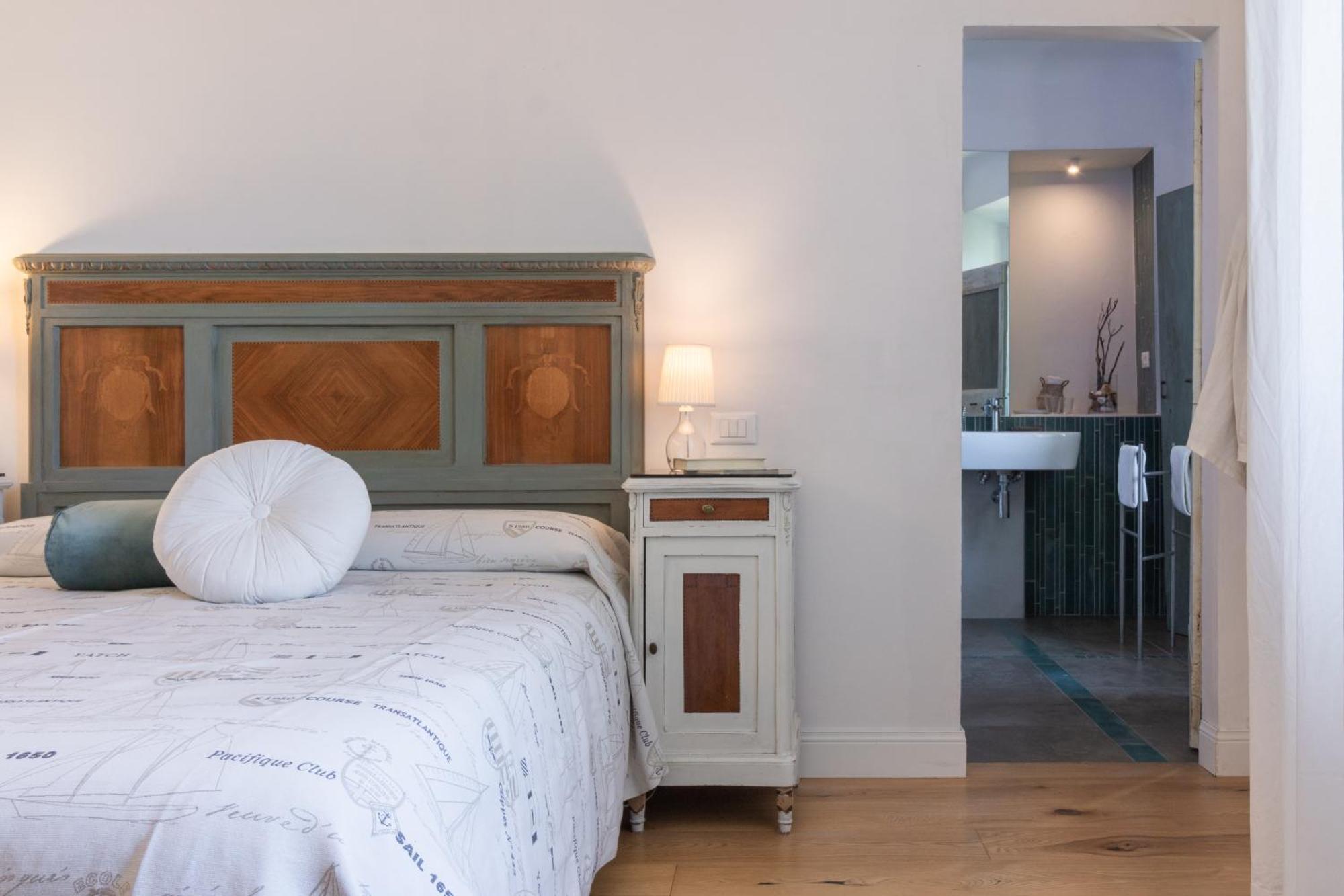 Queen Room Sea View