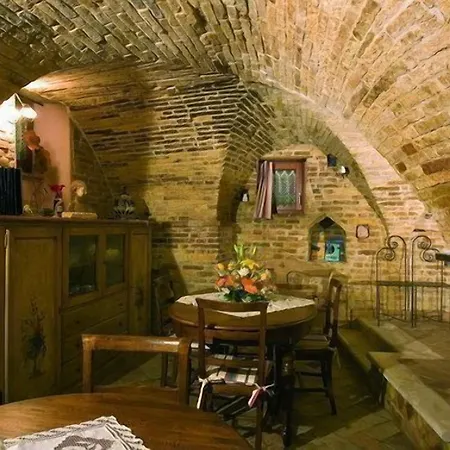 B&B La Torretta sul Borgo-3